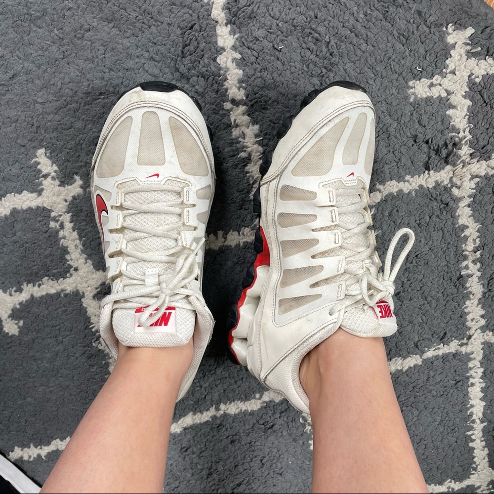 Nike vintage chunky dad sneaker